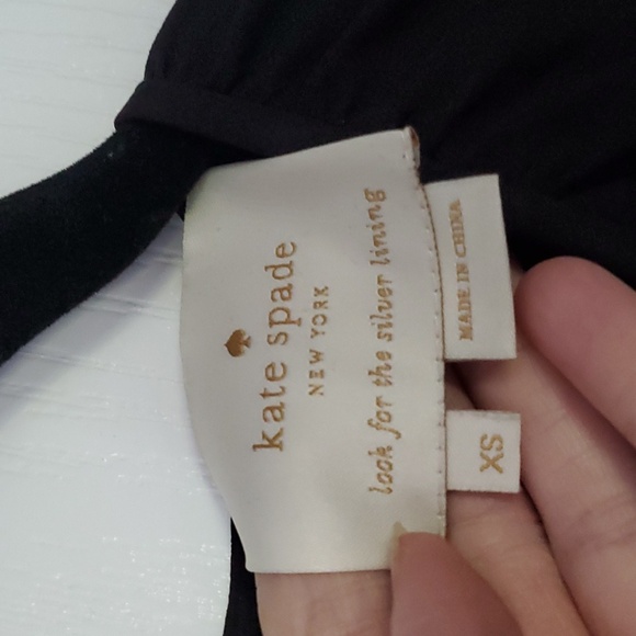 Kate Spade beautiful quality dress in size xs. Flowy and feels great on. - Picture 5 of 5